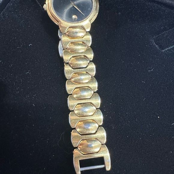 Vintage ￼women’s ￼ ￼museum Movado watch  90s collection main image 7